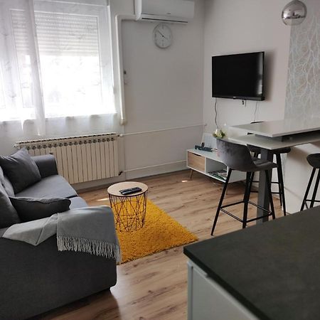 Apartman Emy Karlovac Extérieur photo