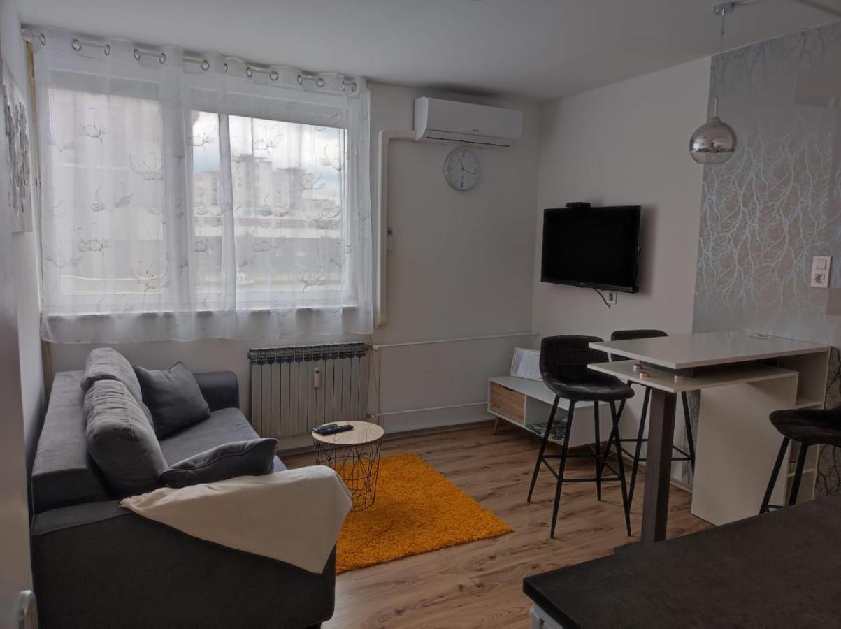 Apartman Emy Karlovac Extérieur photo