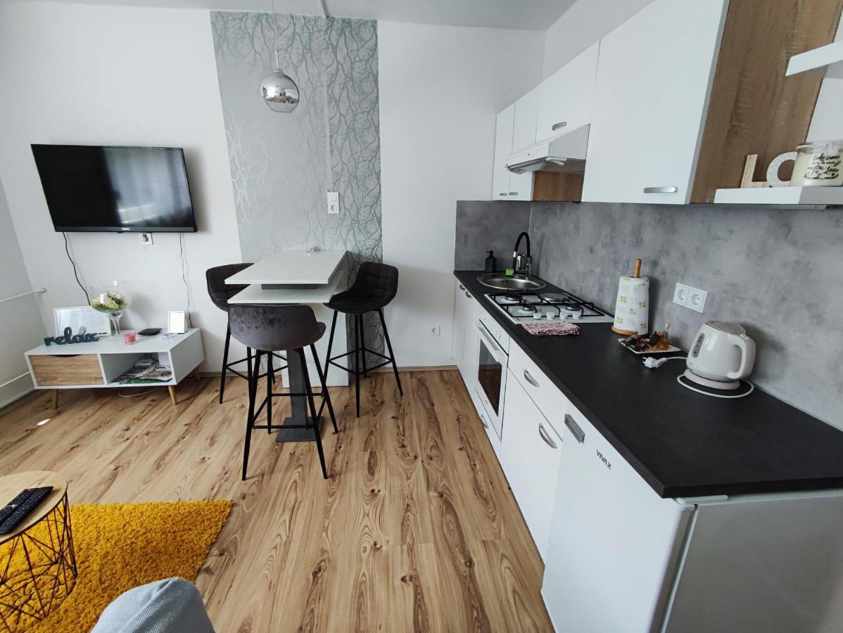 Apartman Emy Karlovac Extérieur photo